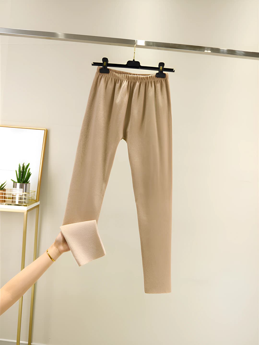 Light khaki