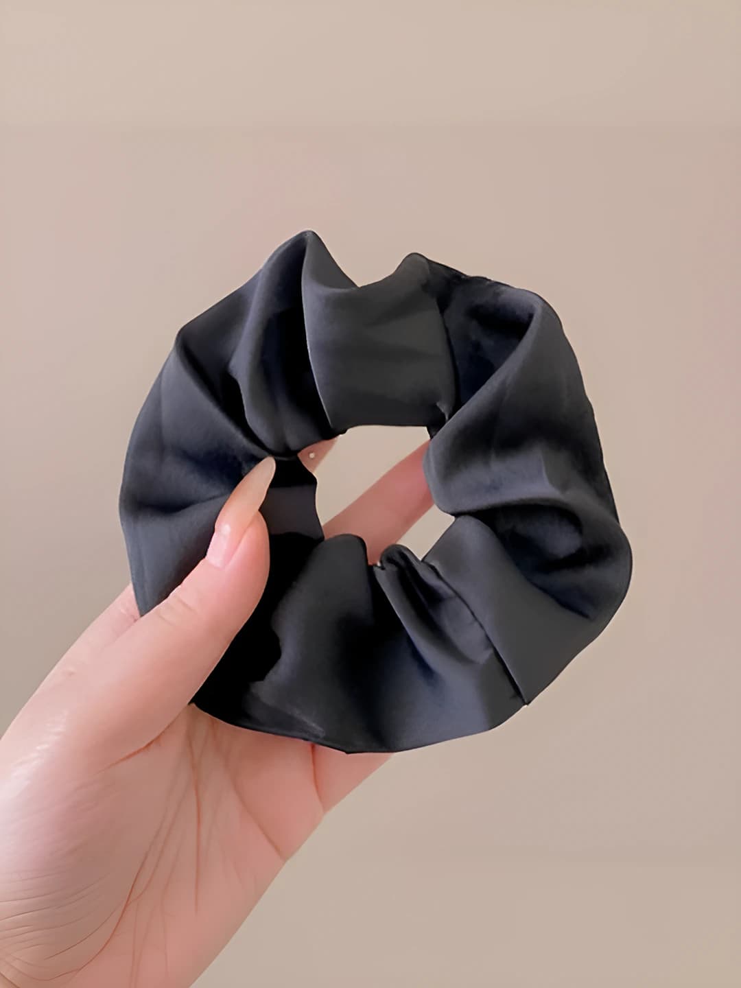 1# Black large scrunchie (Large)