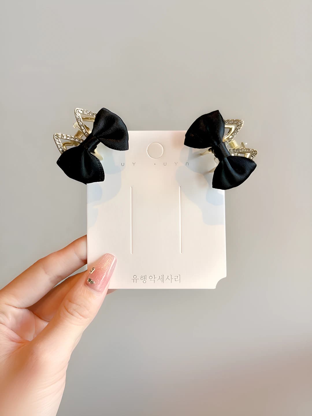 Black cat ear bow clip, 1 pair