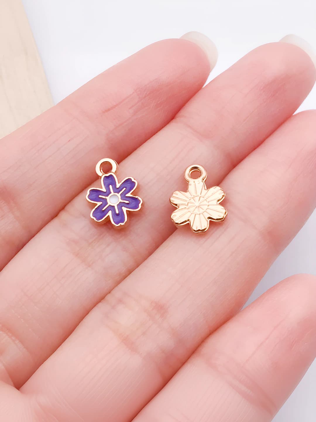 1 purple oil flower 8x11mm-0.4g-14773