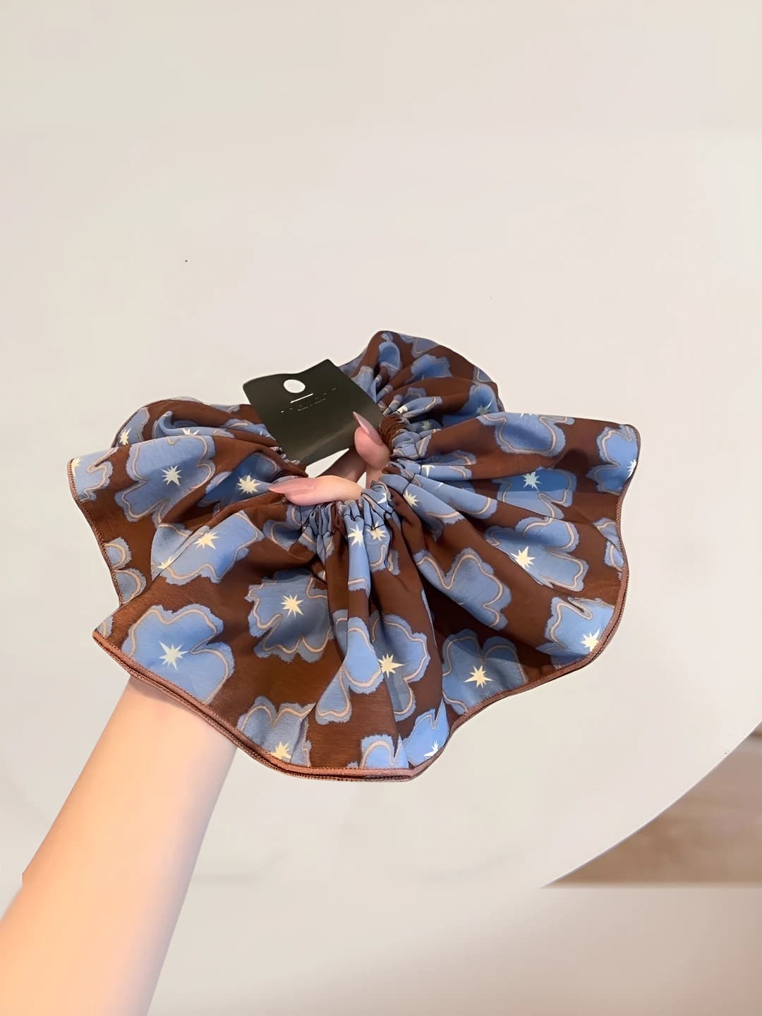 Blue-coffee contrast, 2 layers, 20 cm