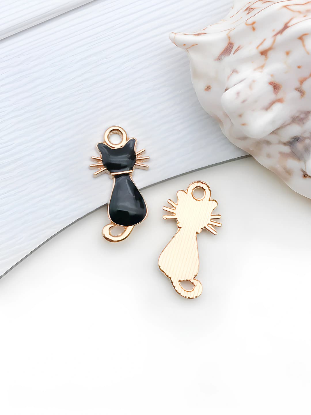 1 шт кошка со спины 11x22mm, 1g