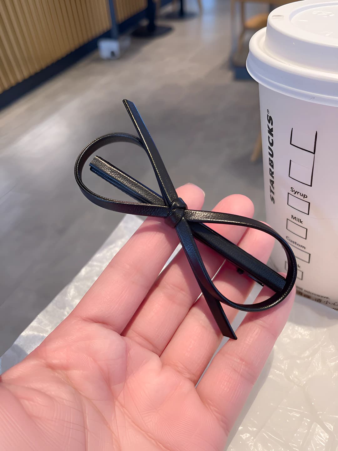 Black large bow style