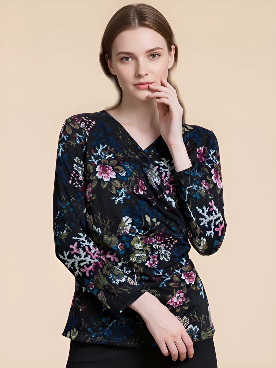 Women's autumn printed wool sweater, V-neck, slim fit, slimming, long sleeve