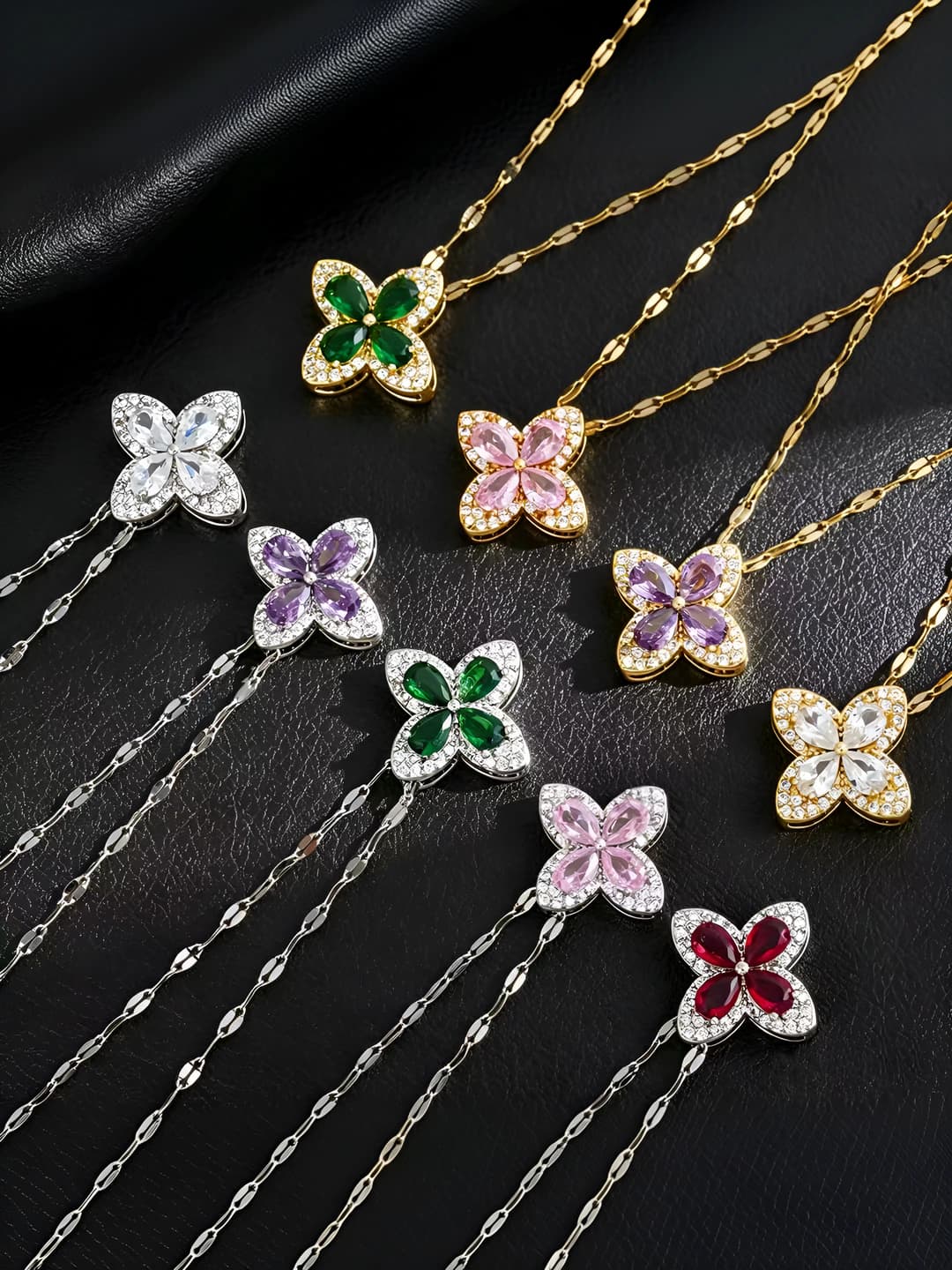 Женское ожерелье с подвеской из титановой стали с покрытием 18K, с цветком из четырех листьев и цирконием