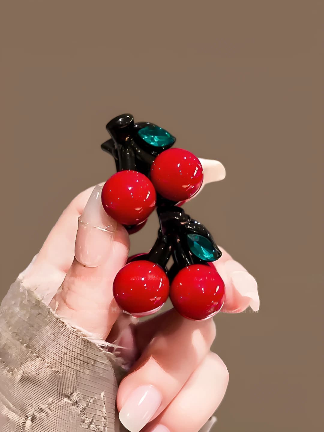 11# Cherry mini clip 1 pair