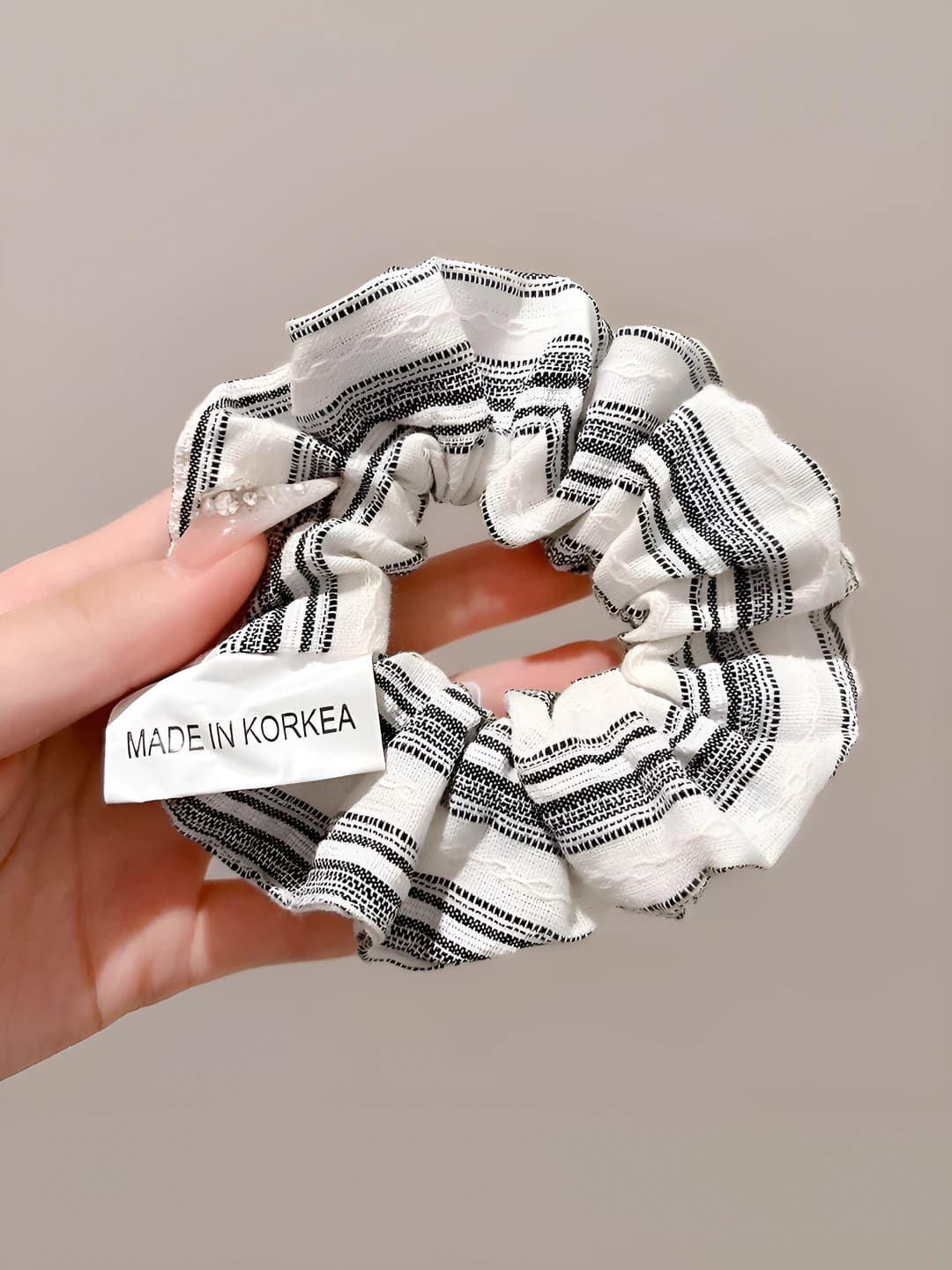 3# Sea salt, striped, black-white