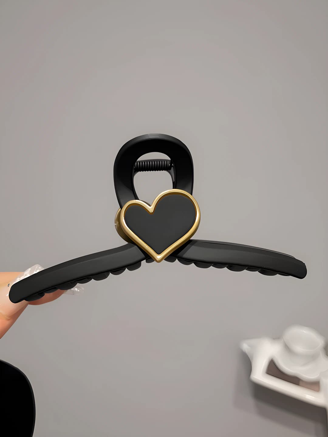 5# Black large heart clip, 13 cm