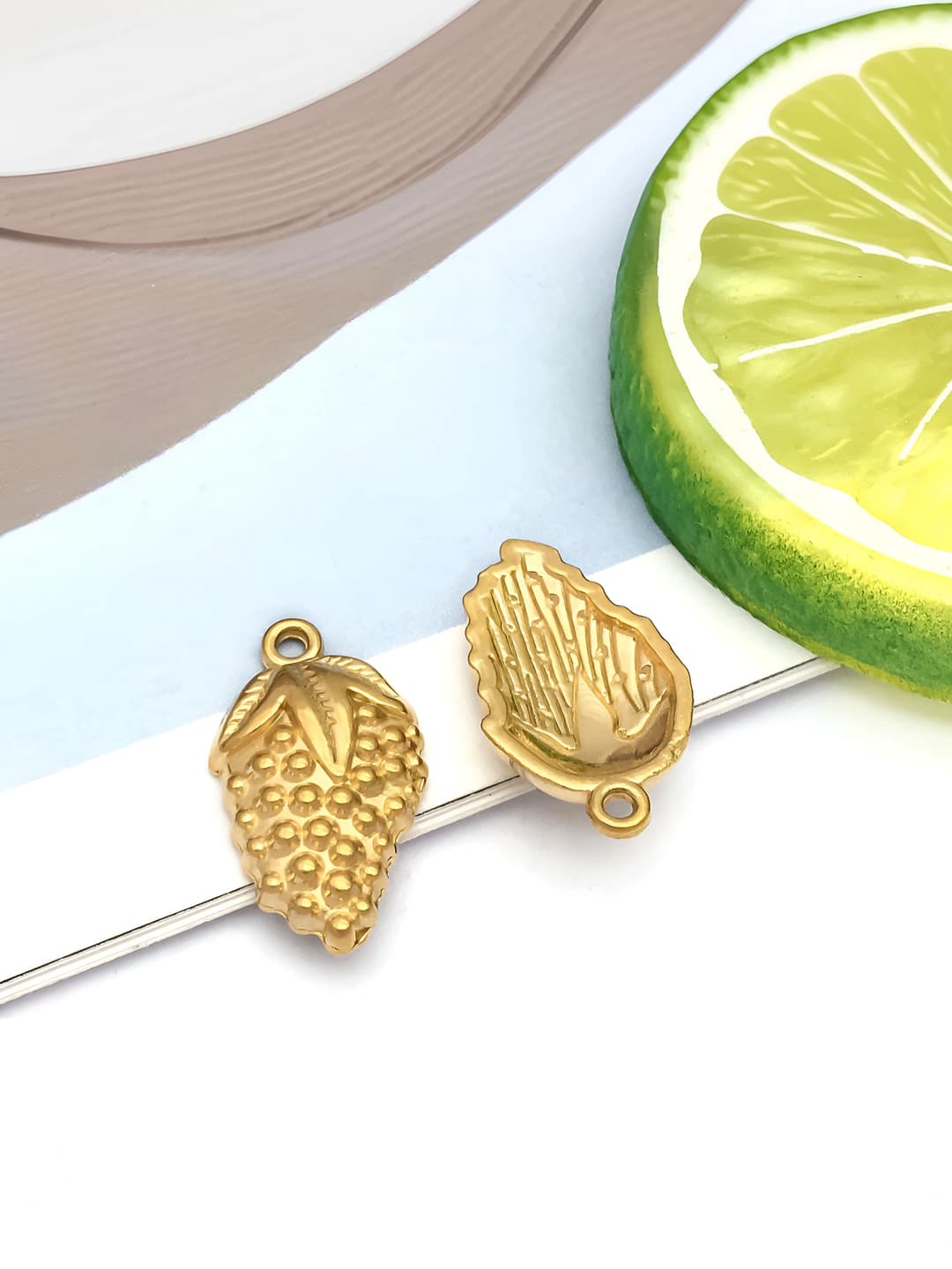 Oltin rangli po'latli yarim qulay 13x22x4mm