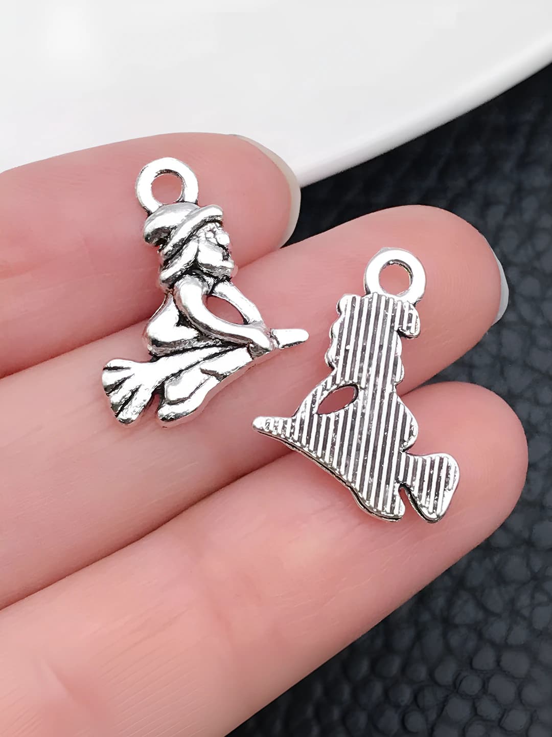1 pc Halloween wizard 14x18-0.9g