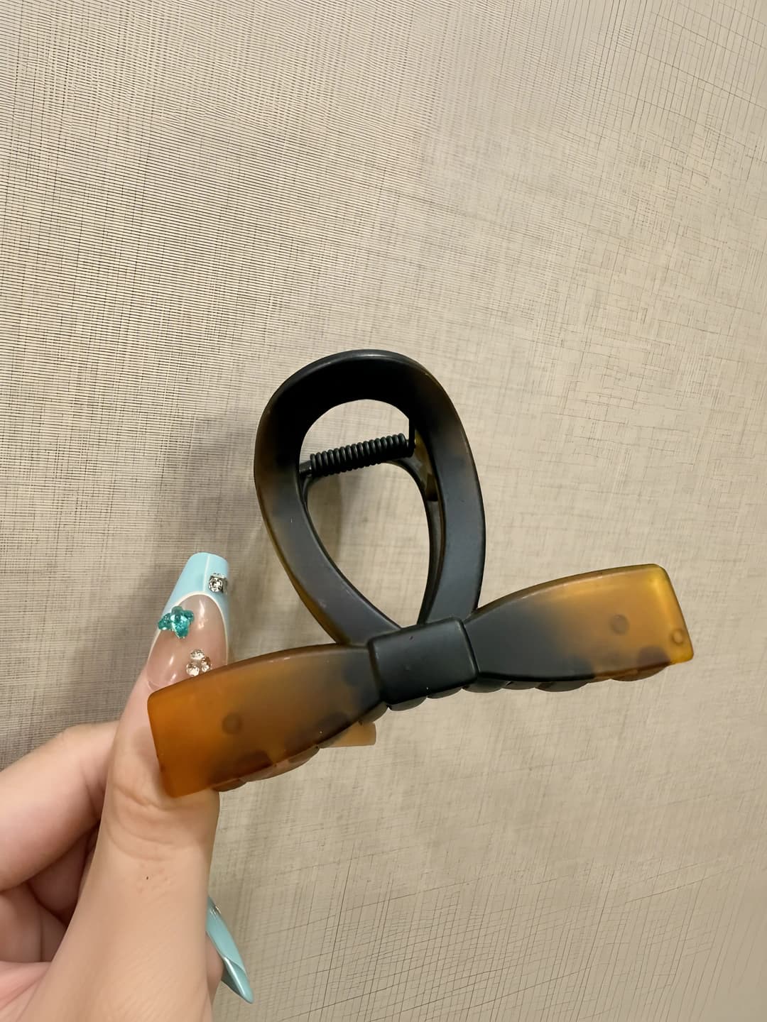 Ambar, 8 sm