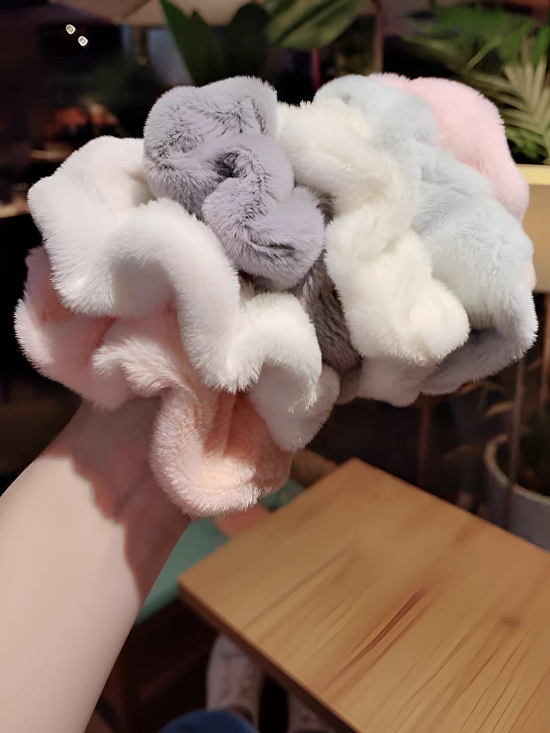 Ayollar uchun kuz-qish plush elastik rezinkalar, qo'lda ishlangan, karikatura uslubidagi shirin soch taqinchoqlari