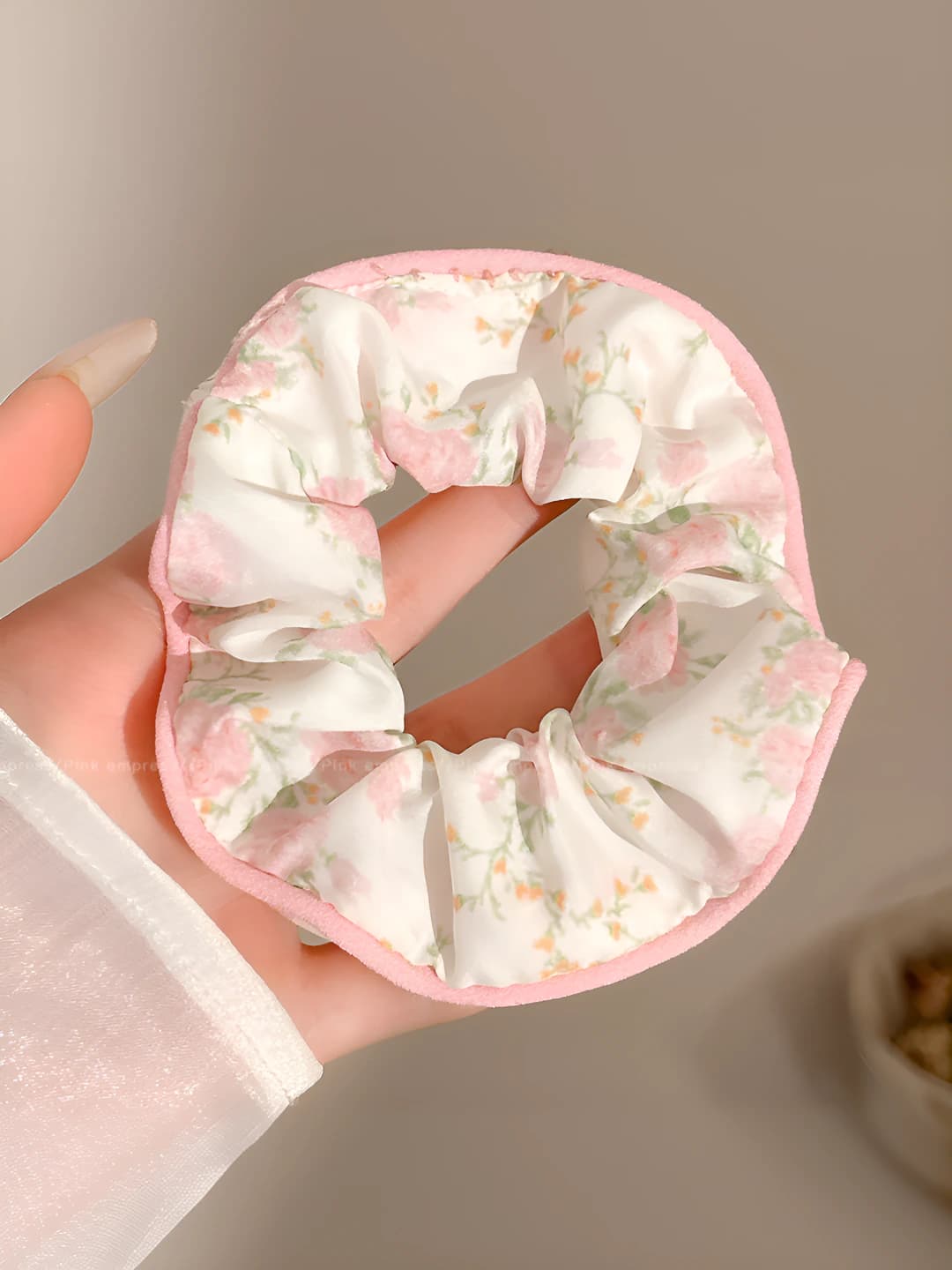 Розово-белый, 10 см