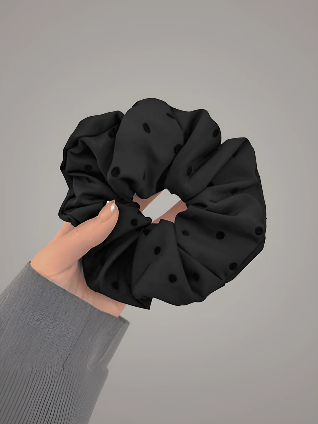 Black polka dot, 12 cm