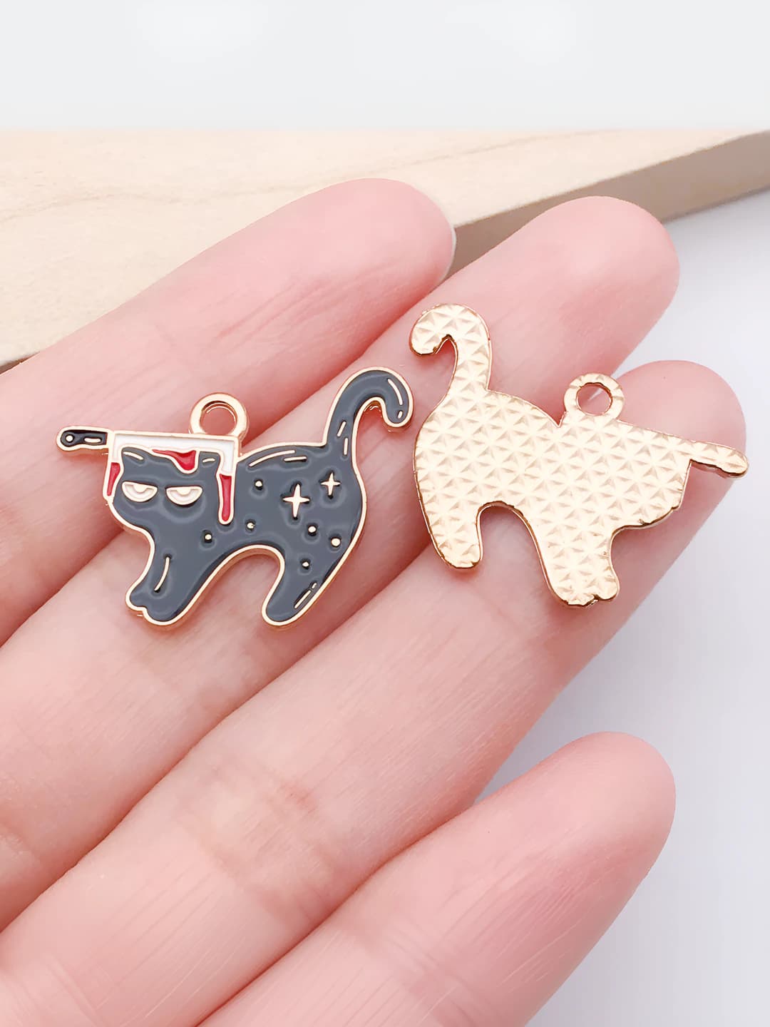 Чёрный нож кот 29x25x1mm-1.2g