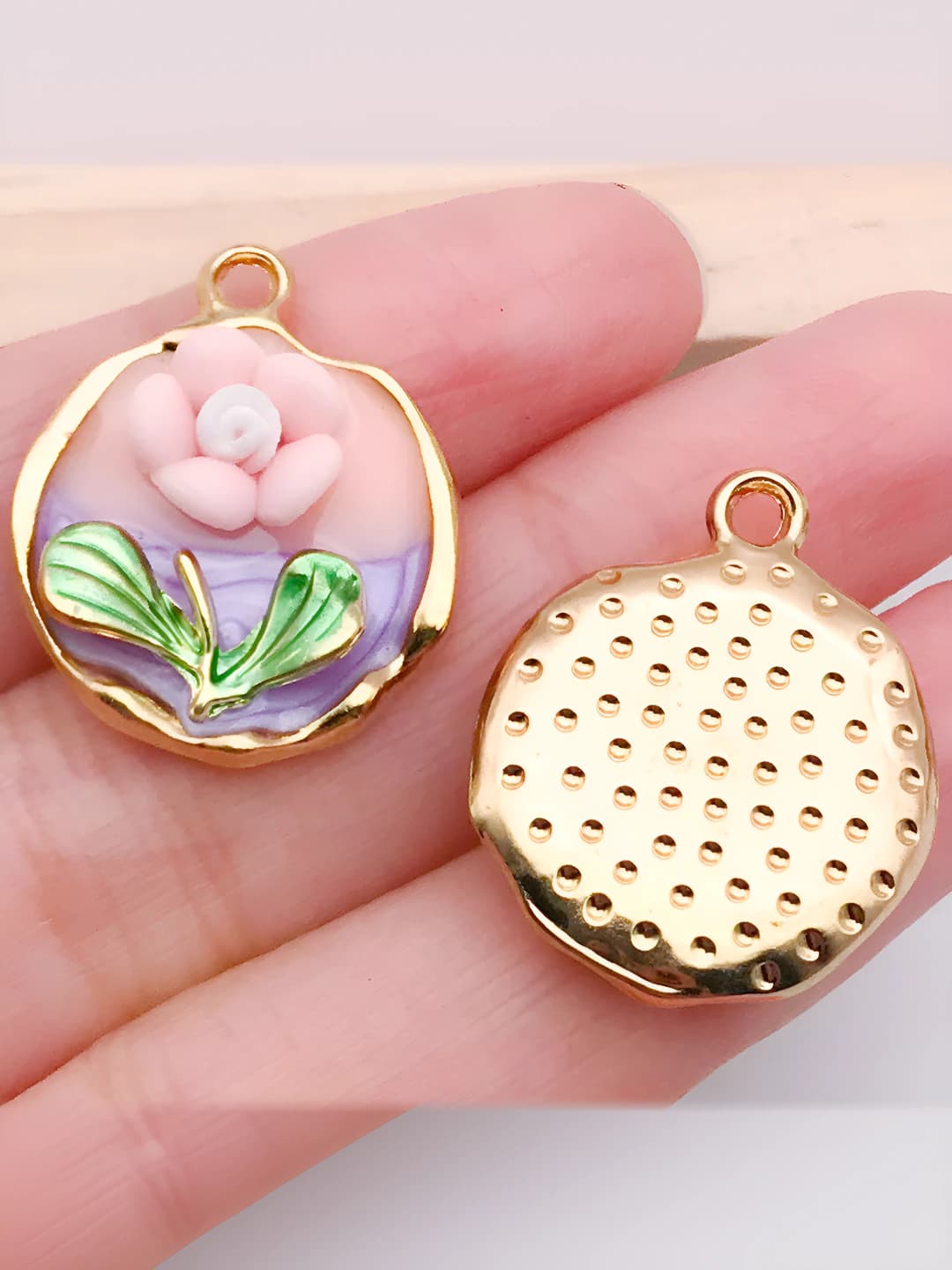 Розовый двухцветный цветок, 24x19mm, 3.2g