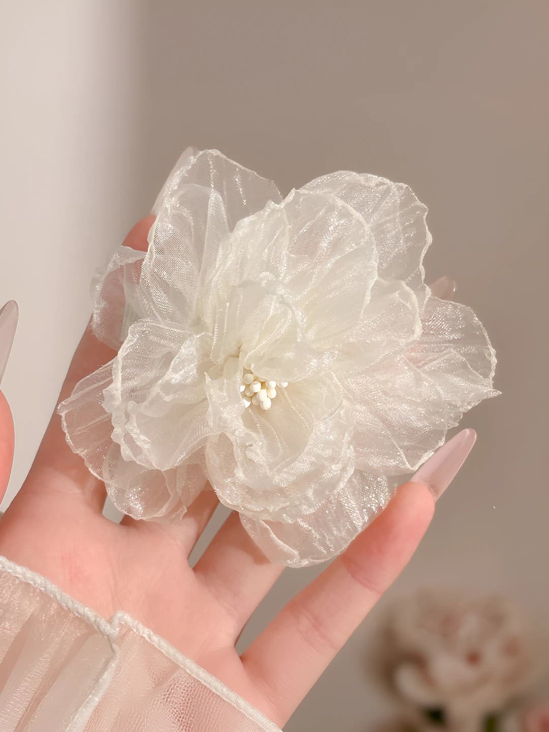 2# White floral side clip