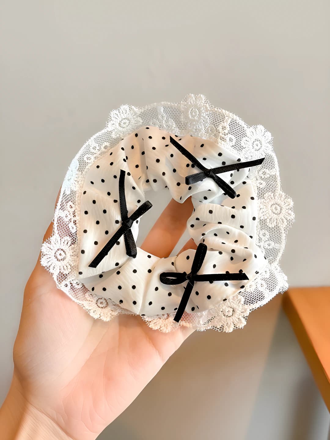 Black bow - 14 cm