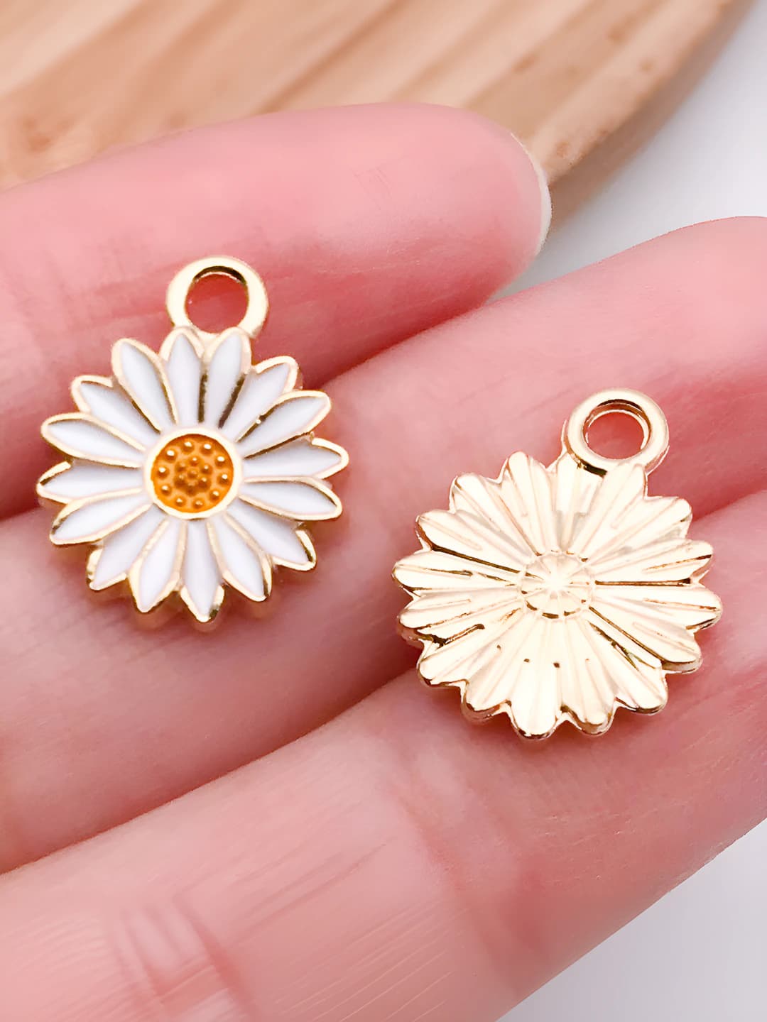 1 шт белая эмаль маленький одуванчик - 13x16mm - 1.1g