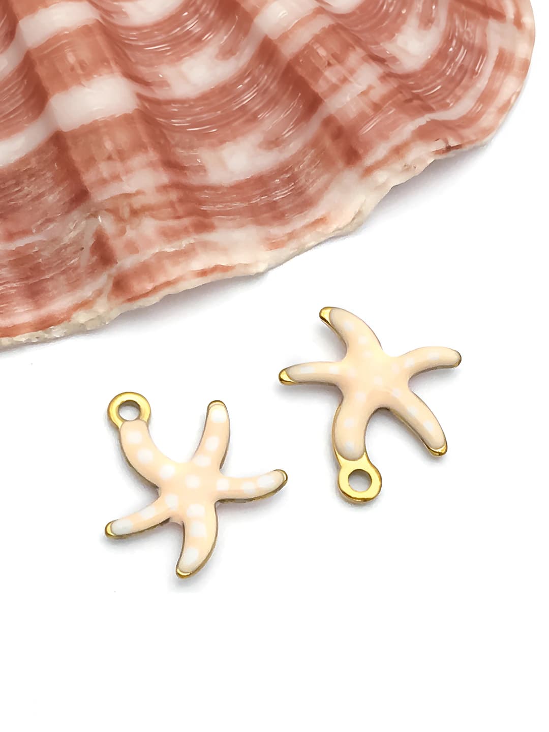 1 pc small gold nude star 10x10mm-0.2g