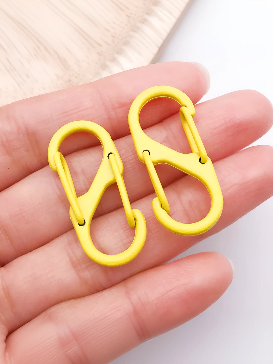 1 шт Жёлтый сплав S-кольцо 33x14mm-2.8g-26333