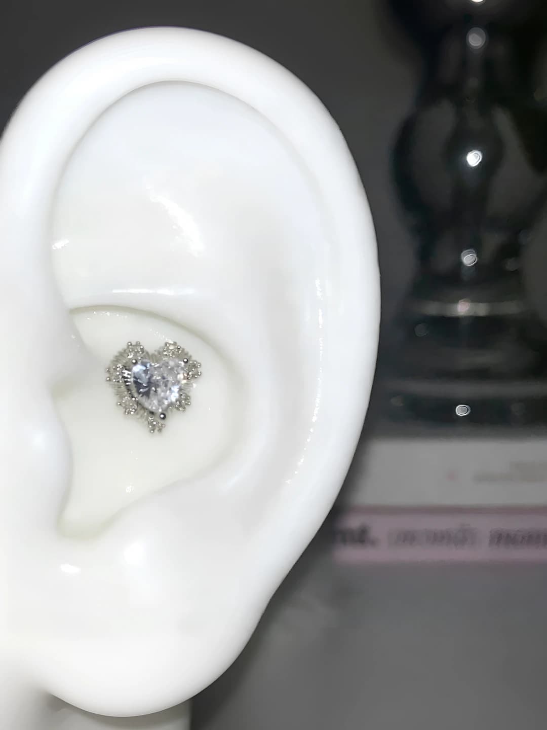 A013101 Белый 0.8*6mm