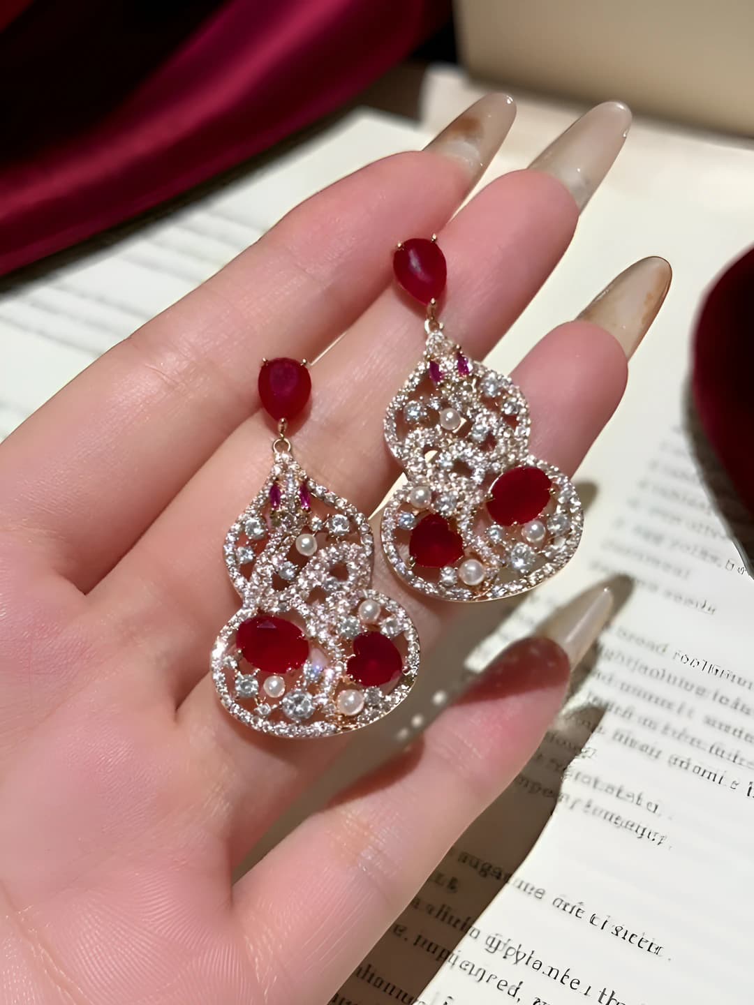 Silver - Rose gold - Red