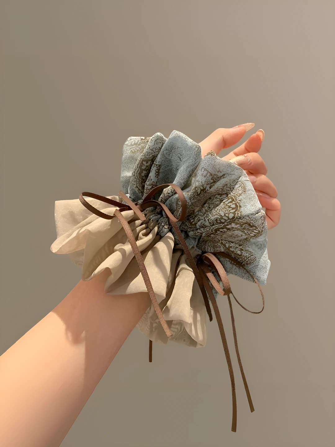 1# Double layer, large, ~18 cm