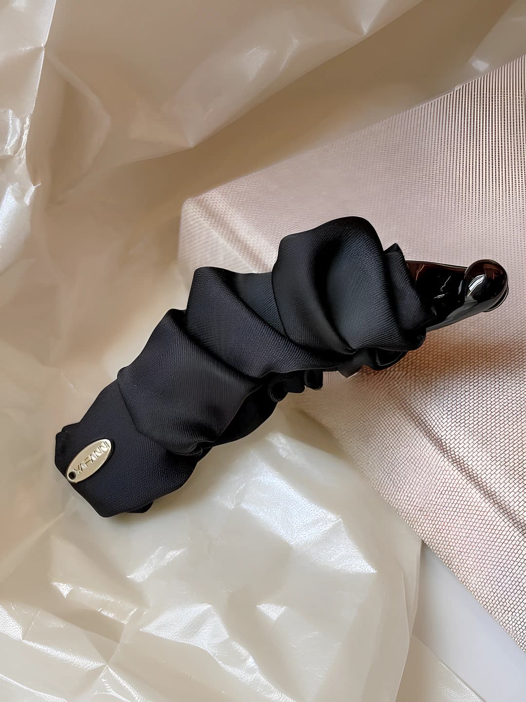 Qora, asosiy qisqich 10 cm