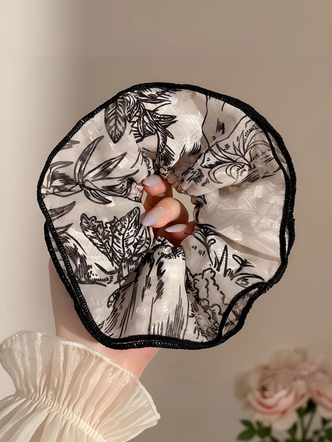 1# Printed ruffle hair tie 15 cm