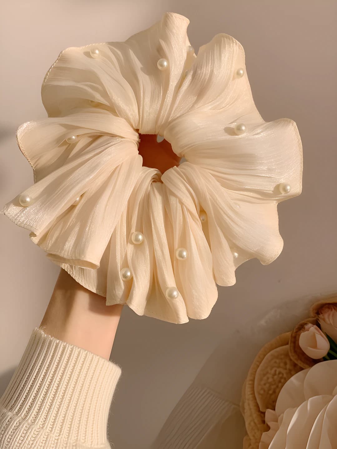 1# White pearl ruffle 20 cm