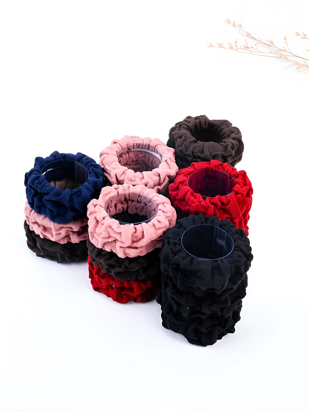 Women's black fabric scrunchie hair ties with high stretch