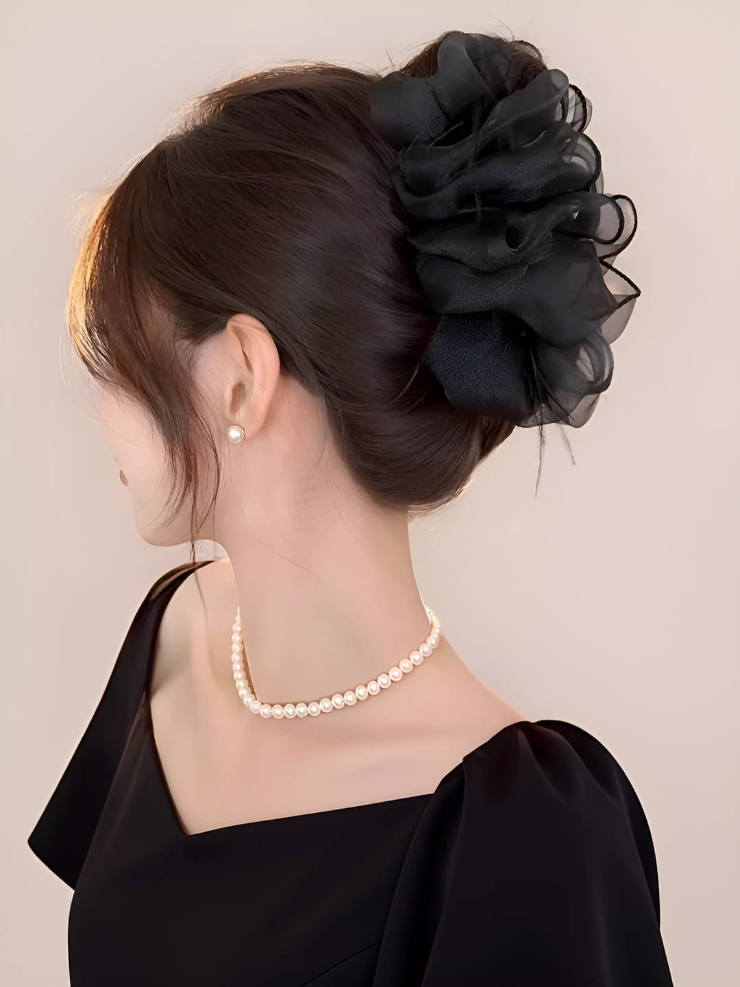 Black multi-layer bow 13 cm