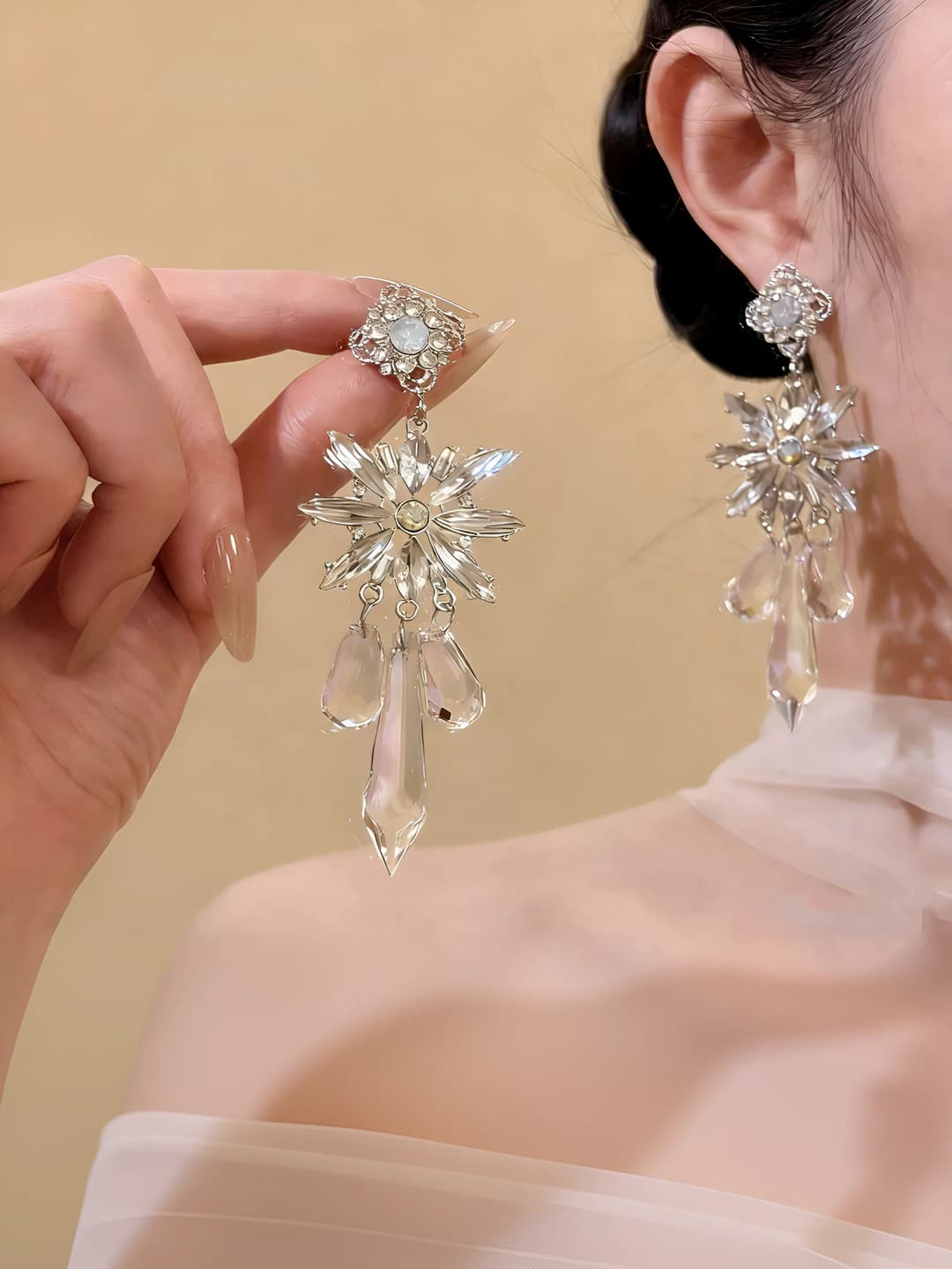 Women's Korean style earrings, design element — plant flowers, long, with tassels, alloy