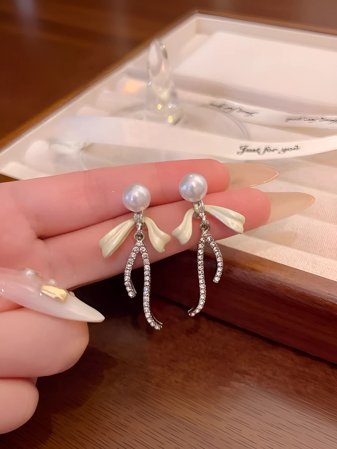 3# Bow earrings