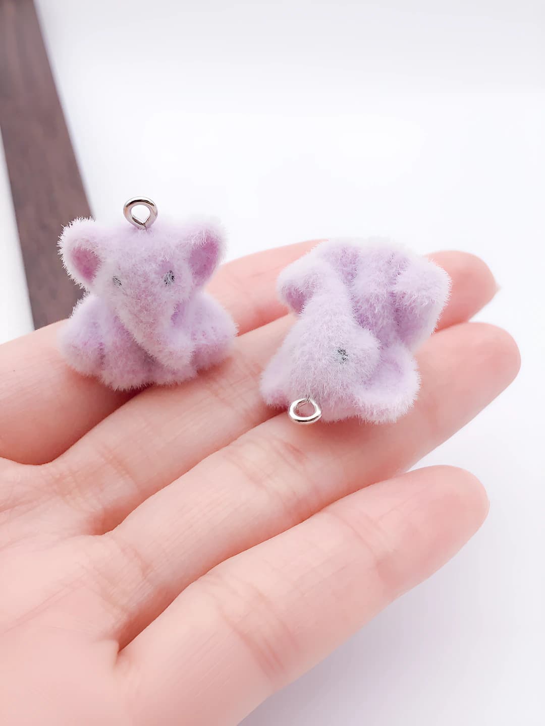 1 pc, purple, 23x21x17mm, 3.1g