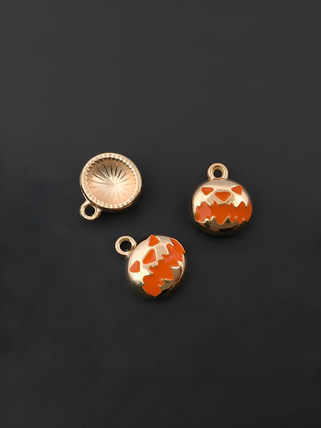 1 ta to'q sariq Halloween baqalari 11x13mm-1g-14011