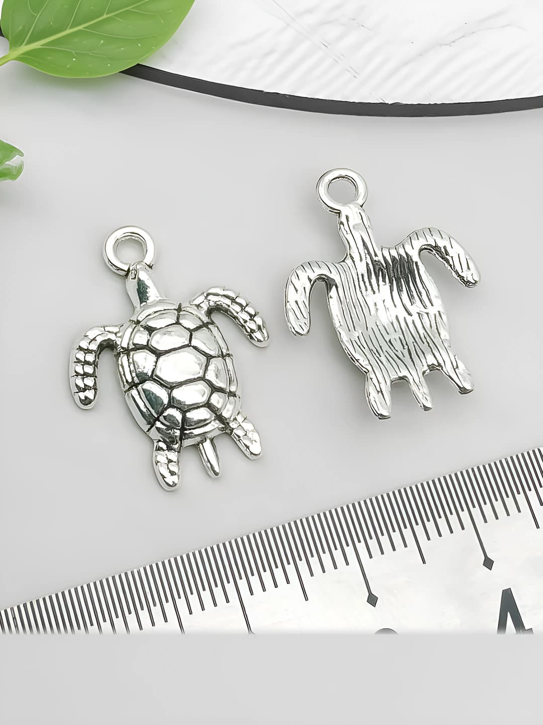 1 pc sea turtle 17x23mm-1.7g