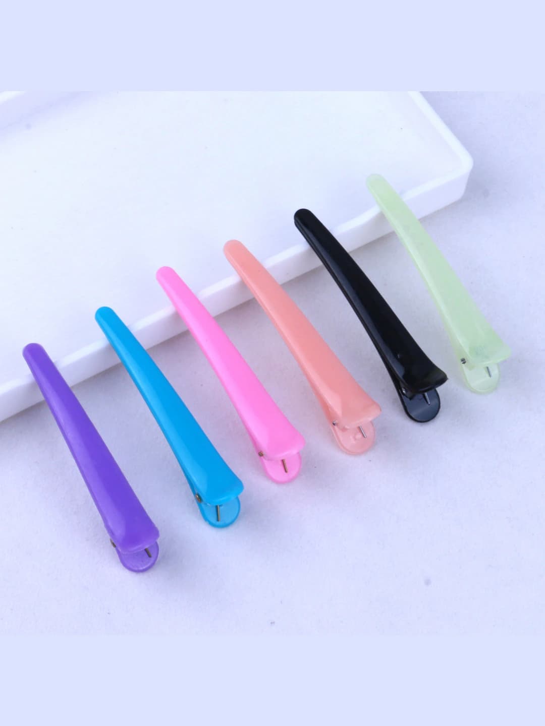 Women's 8 cm plastic jelly color hair clips, Korean style semi-transparent crocodile and duckbill clips