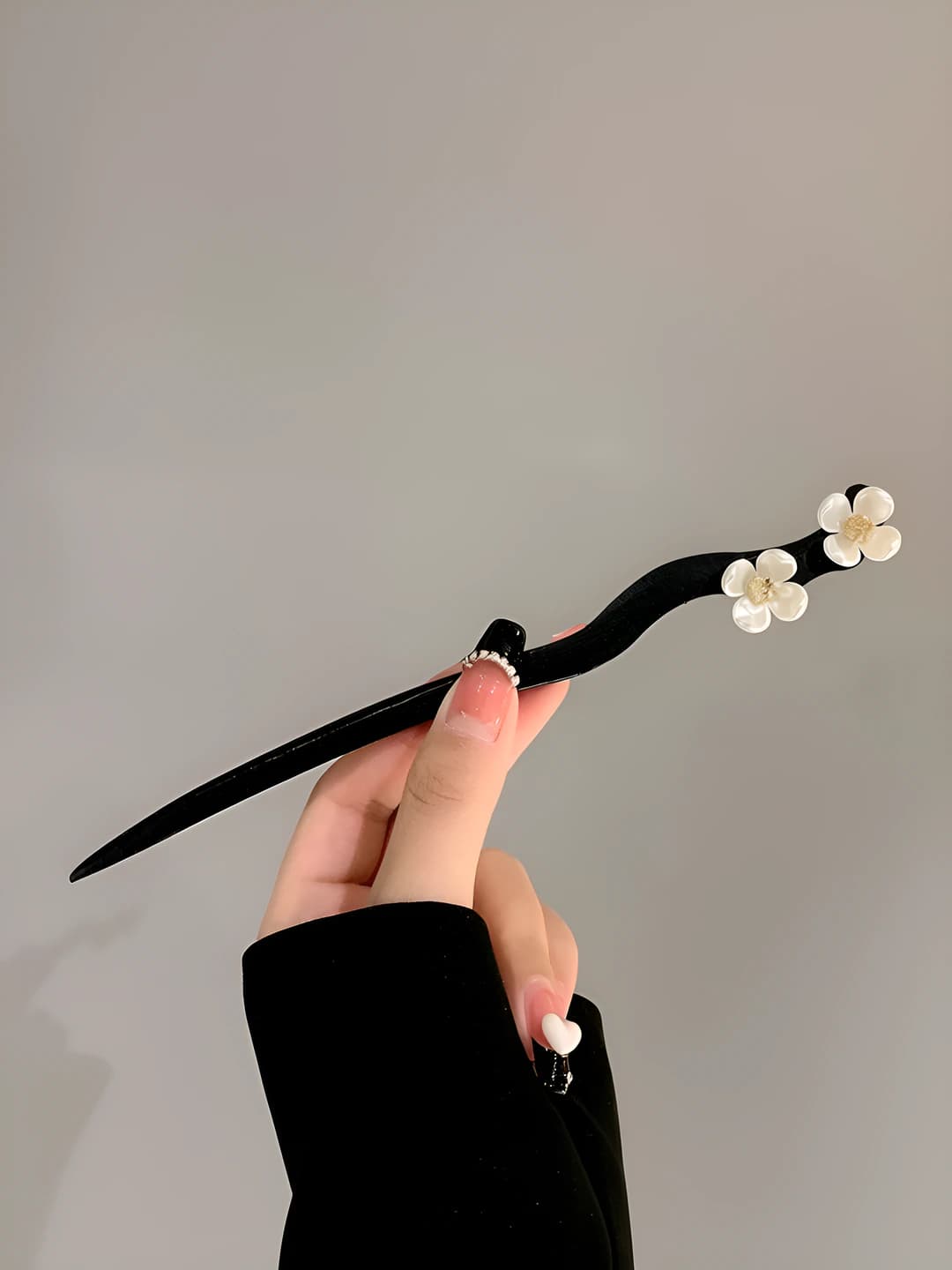 114# Two flowers hairpin