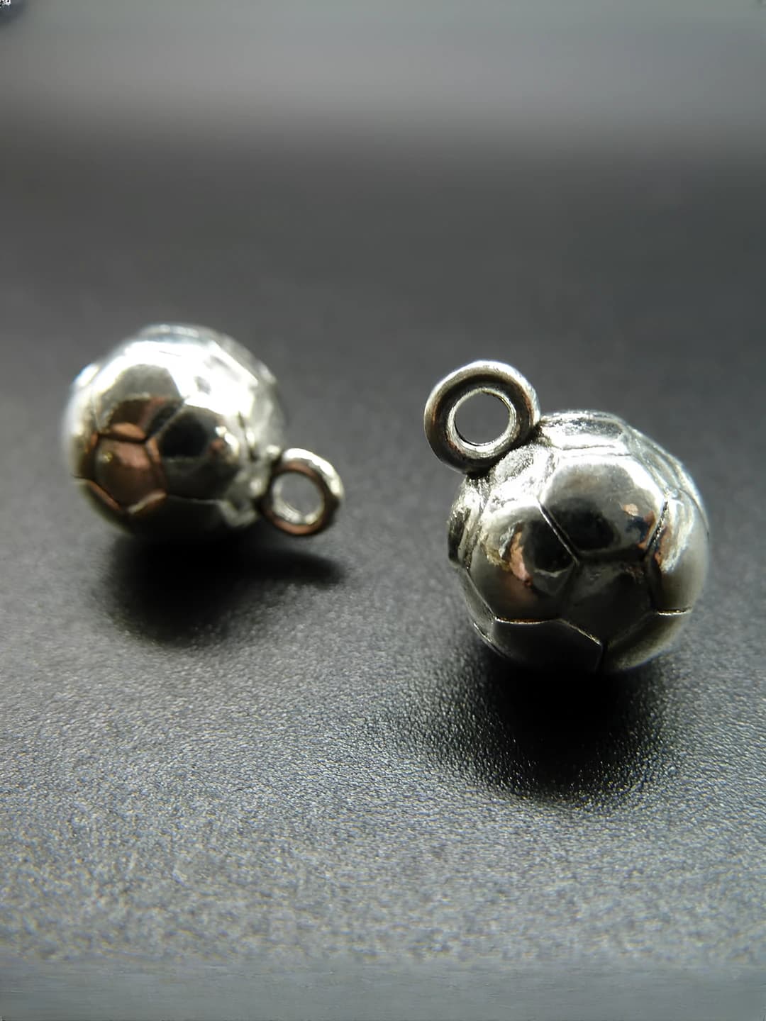 3591 Football 3.4g-10x13mm