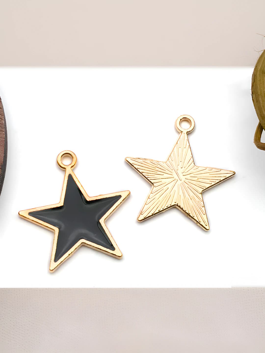 1 pc five-pointed star 12x14mm - 0.5g - 11906