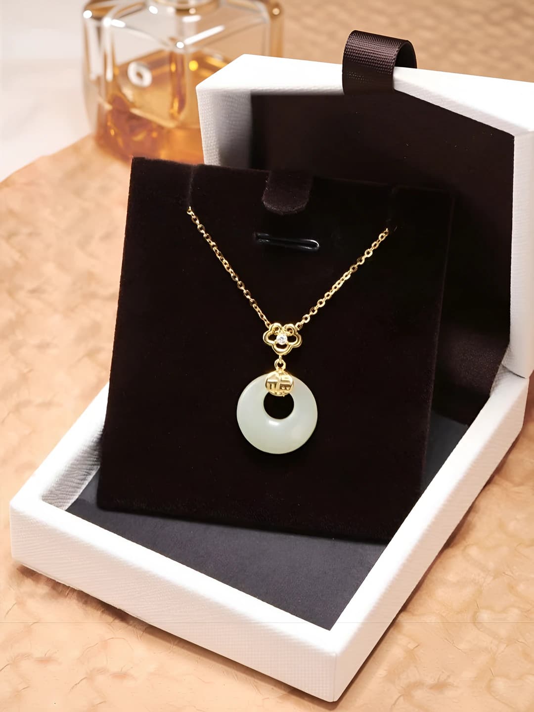 214 Peace pendant necklace - Gold-green