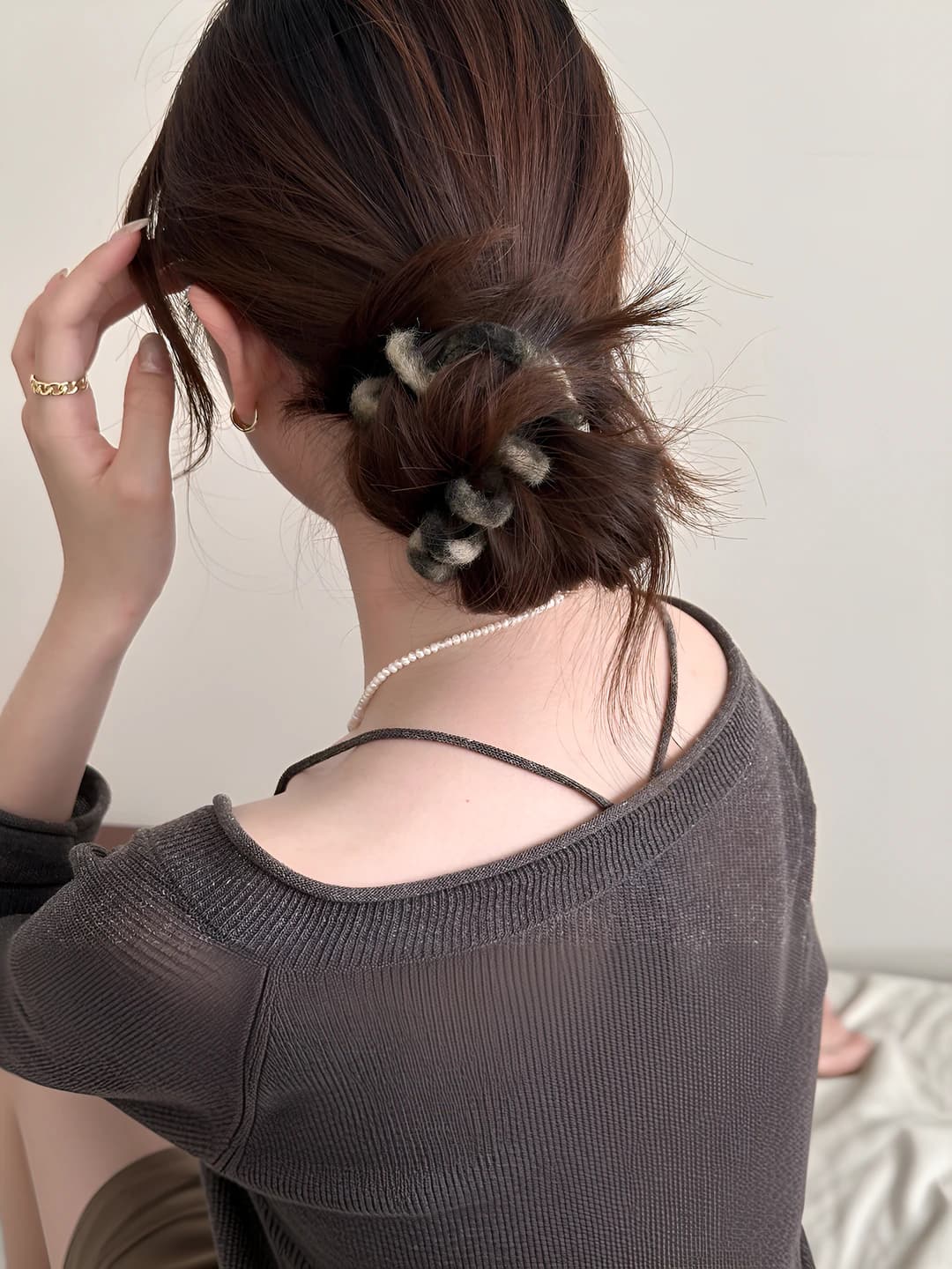 Green leopard hair tie