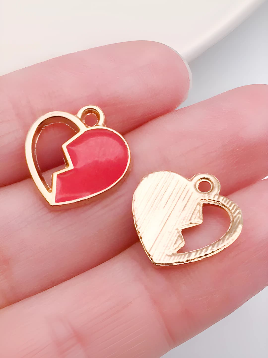 1 pc Red heart 14x14mm-0.8g-11036