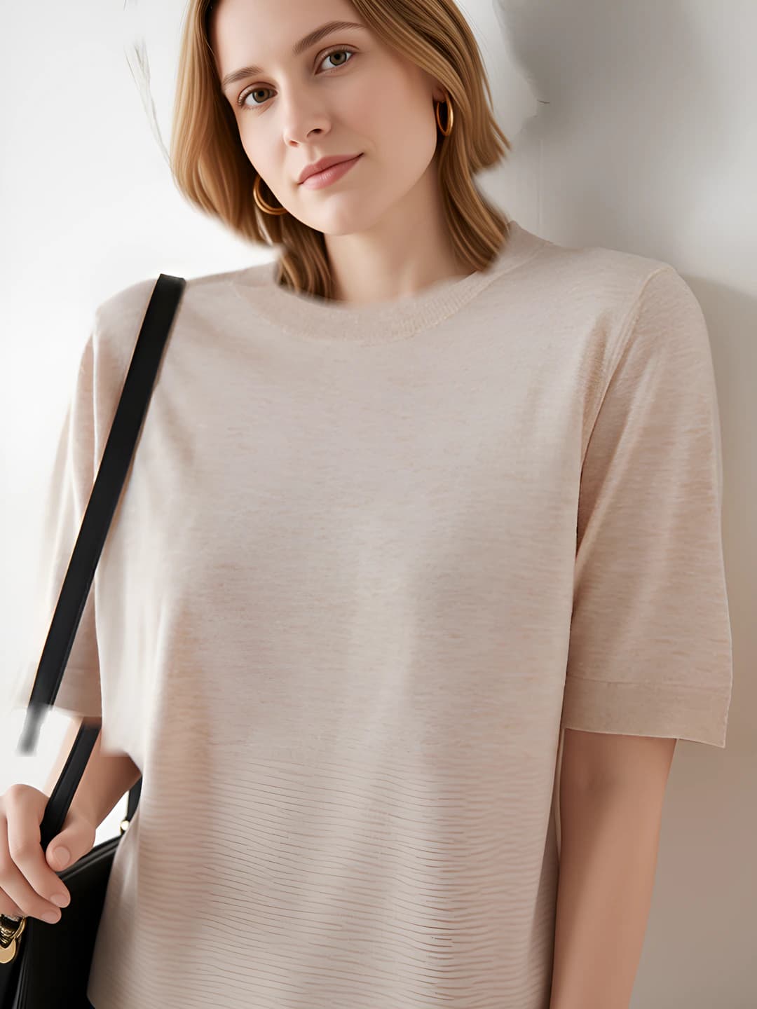 Round neck beige-apricot