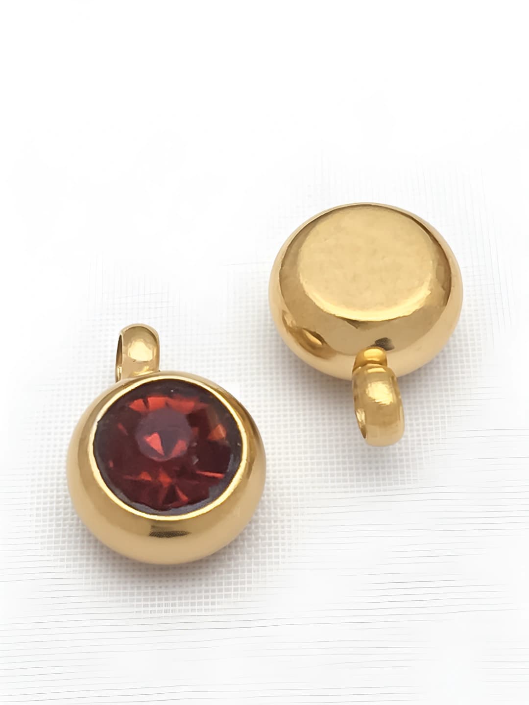 Gold 6x8.5x4mm vertical 1.5mm November brown 12 stones 0.5g