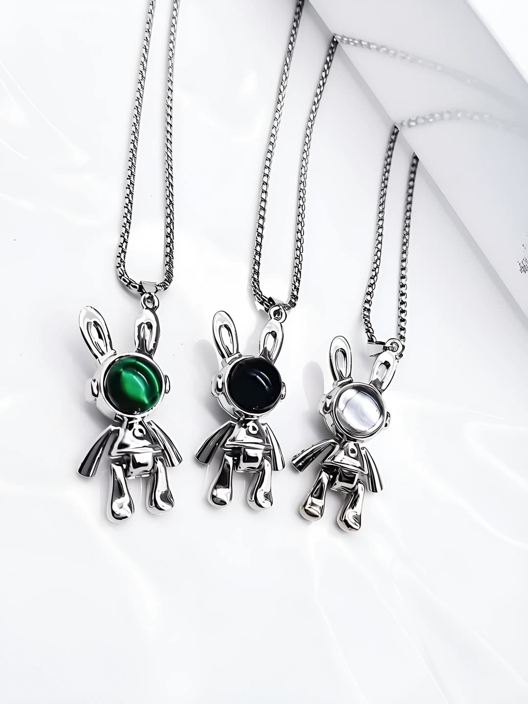 Movable space rabbit chain for men and women, for sweatshirt and sweater