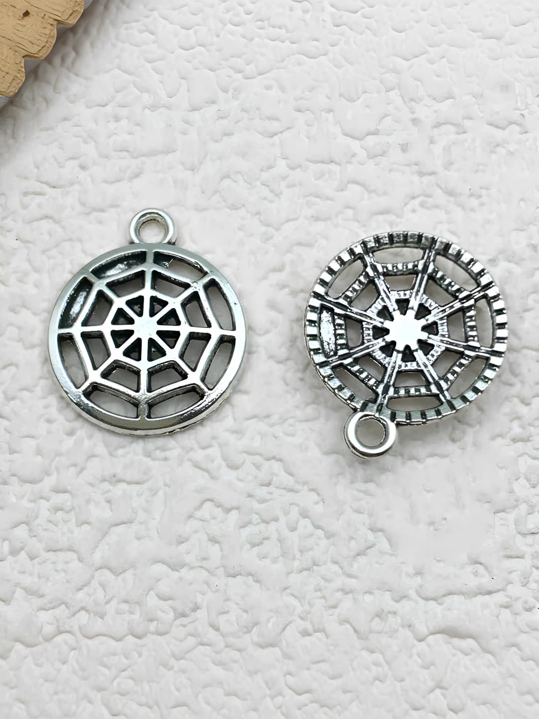 Doira Halloween o'yma to'ri 14x17mm-0.7g