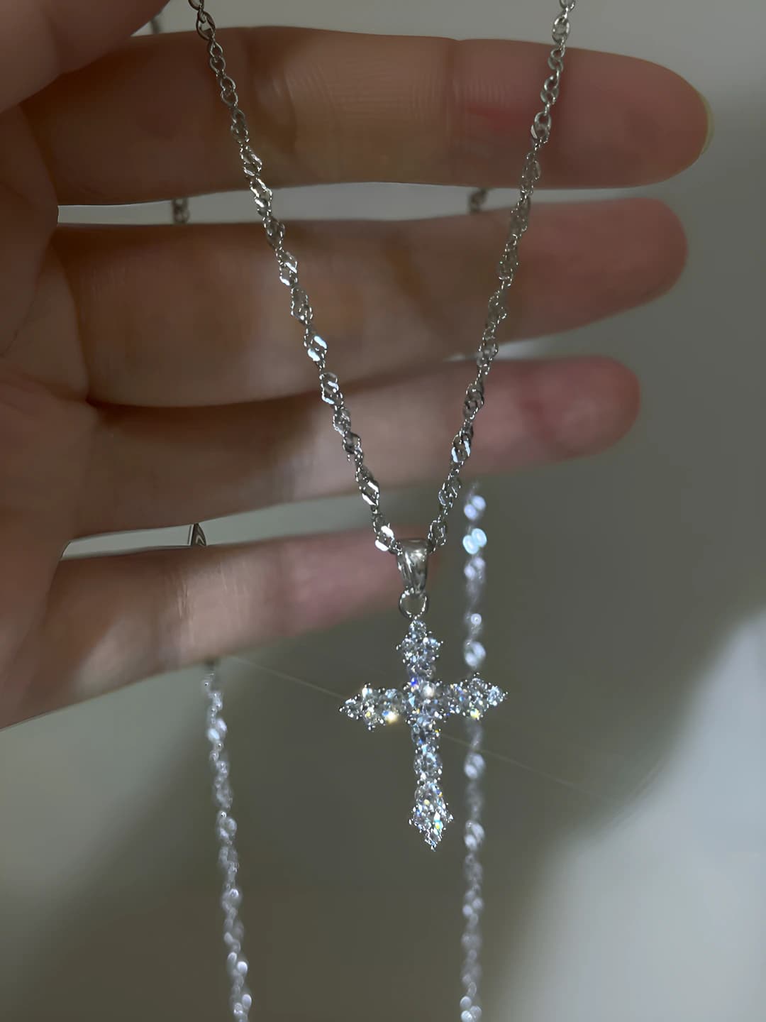Женское колье с подвеской-крестом из циркония с покрытием 18k, 51-60 см, стиль легкого люкса